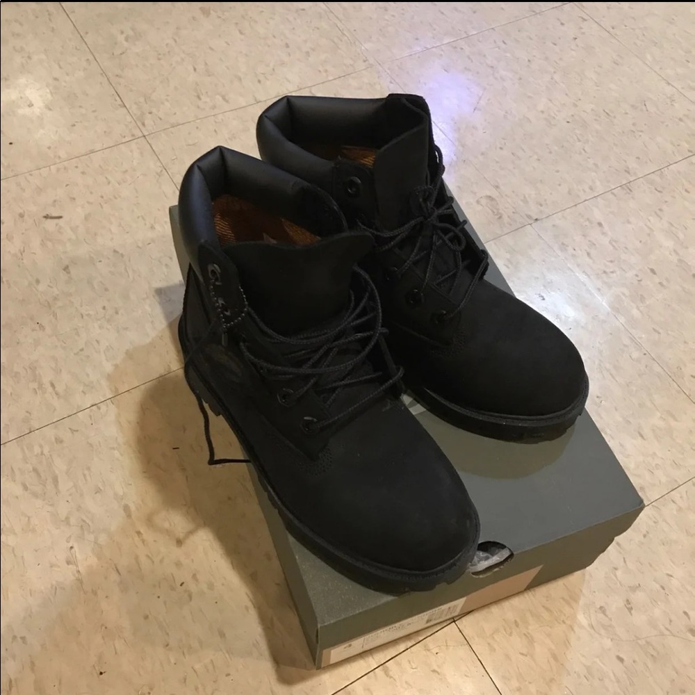 All Black Timberland Boots